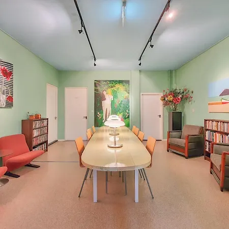 Zilverlinde فوردين